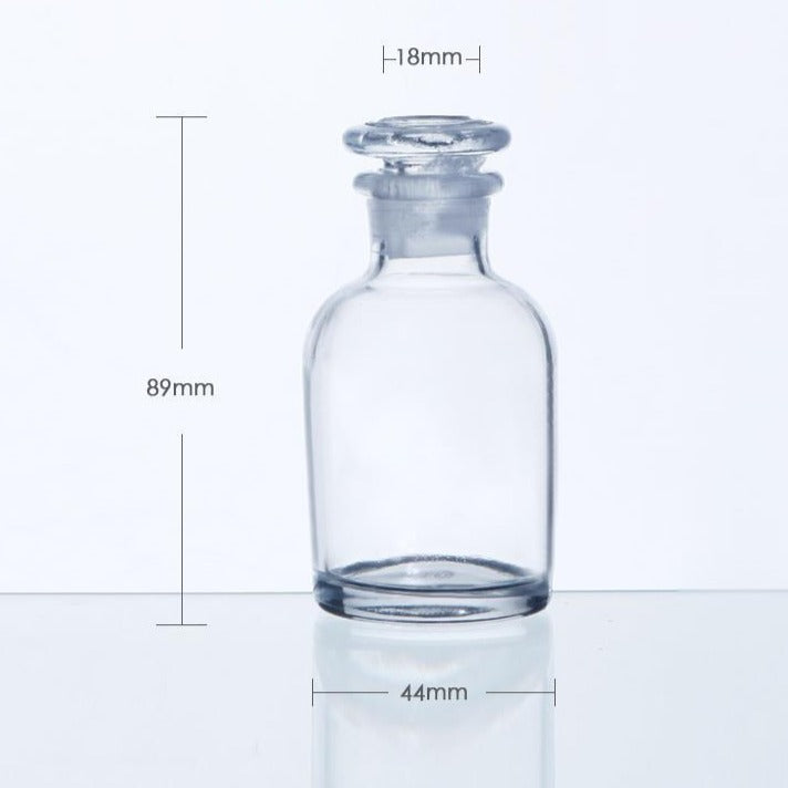 Narrow mouth bottle, clear glass, ungraduated, 30 ml to 1.000 ml