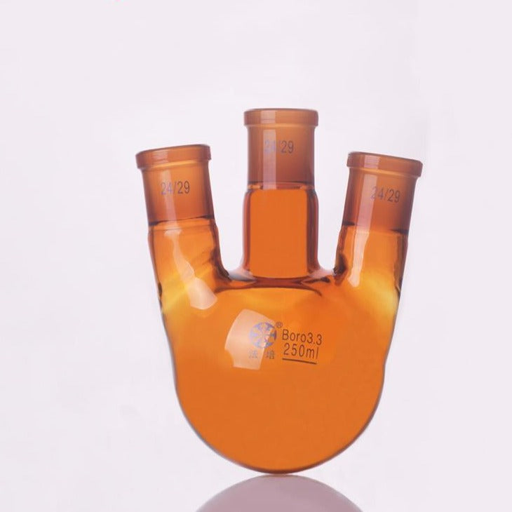 Three-necked round-bottom flask, bevelled side necks, brown glass, 100 ml to 2000 ml
