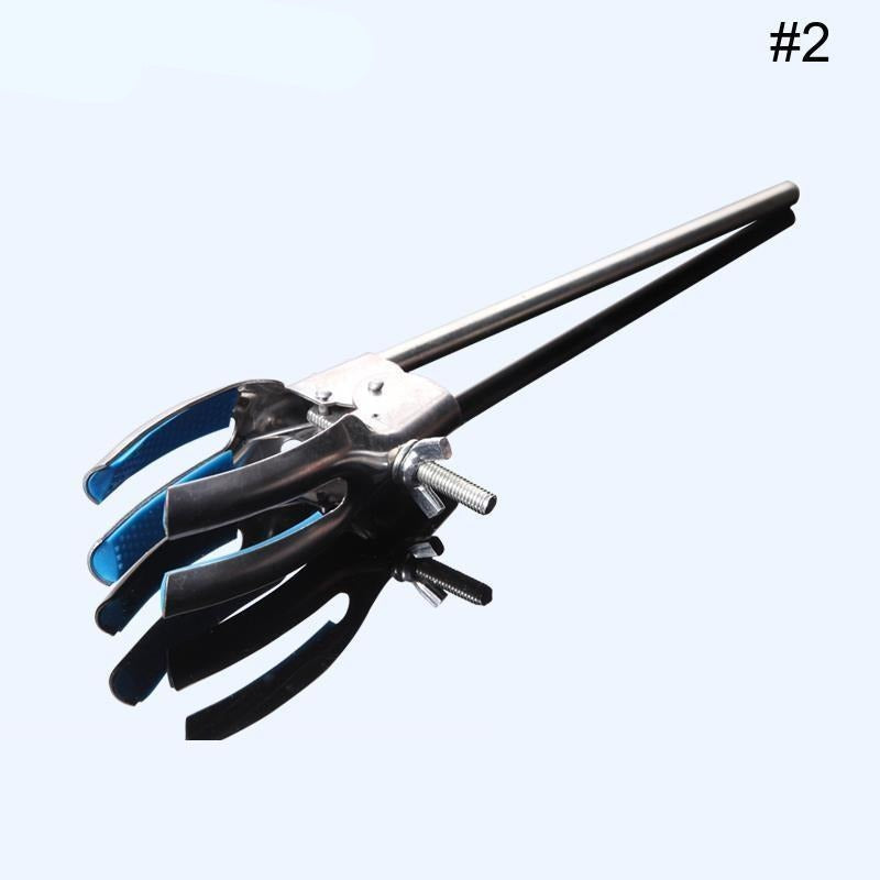 Universal stand clamp with 4 fingers