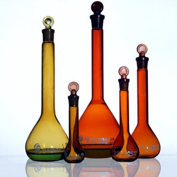 Volumetric flask, Class A, brown glass, 5 ml to 2000 ml